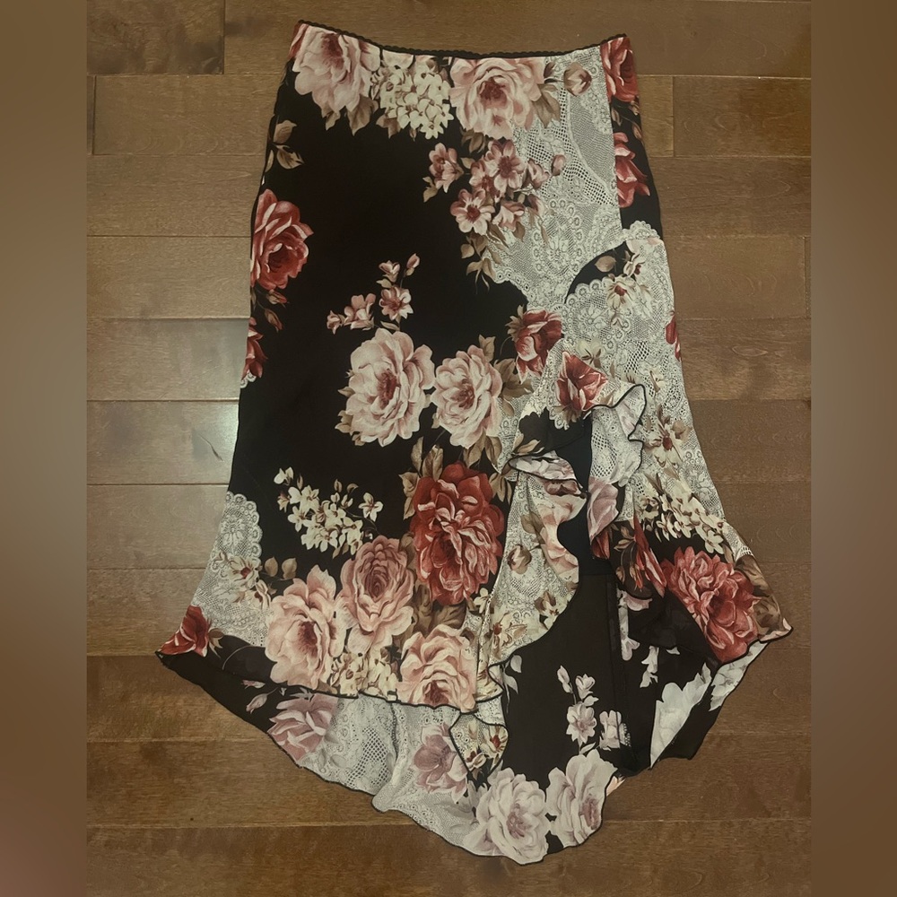 Tristan & Iseut floral print midi skirt